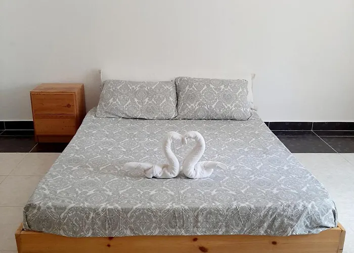 فندق مبيت وإفطار Alam